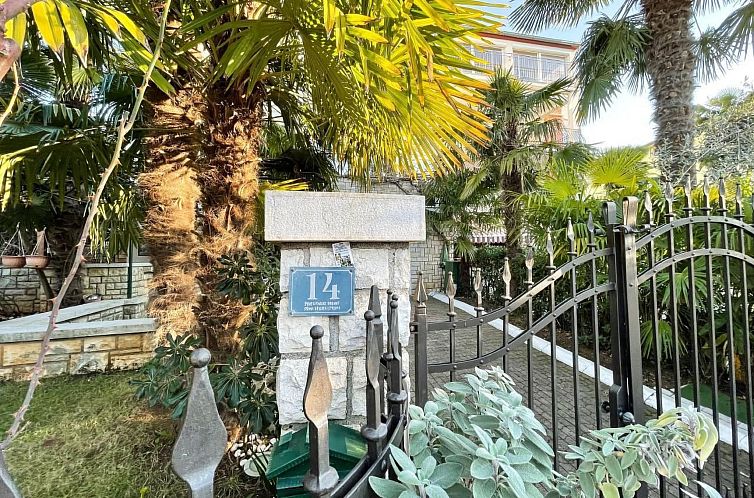 Appartement Schöne Ferienwohnung in Rovinj mit Garten, Gril