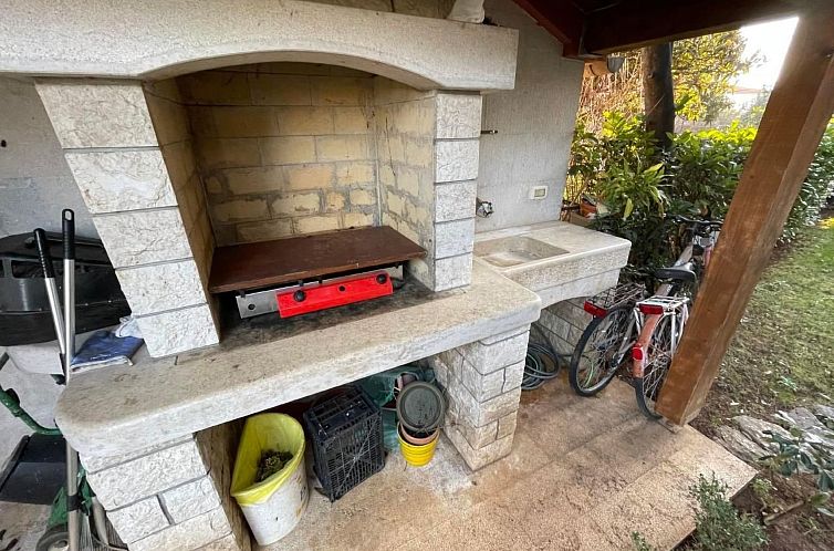 Appartement Appartement in Rovinj mit Terrasse, Grill und Ga