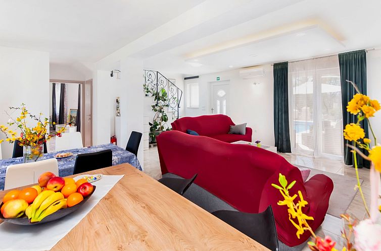 Vakantiehuis Neues Ferienhaus Nina in der Nähe von Rovinj