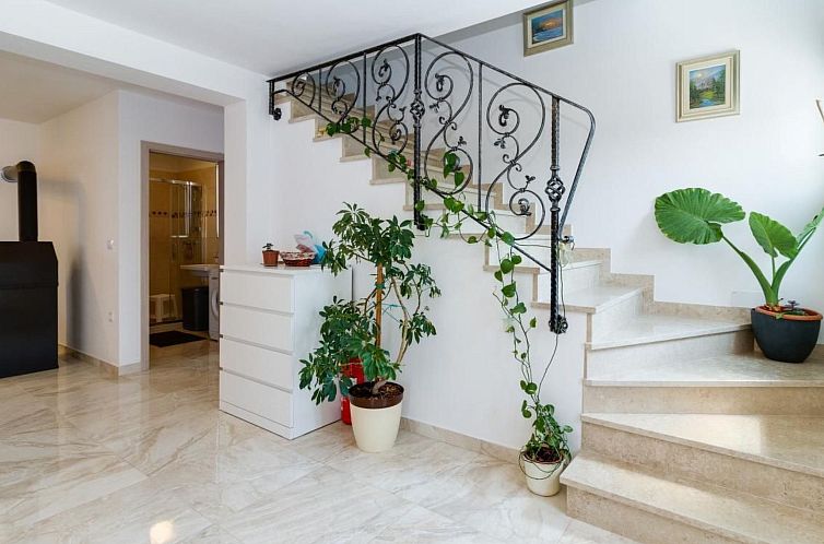 Vakantiehuis Neues Ferienhaus Nina in der Nähe von Rovinj