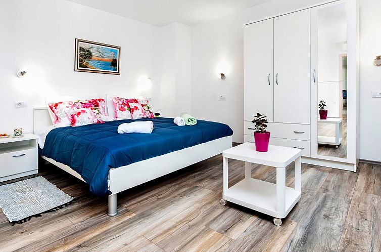 Vakantiehuis Neues Ferienhaus Nina in der Nähe von Rovinj