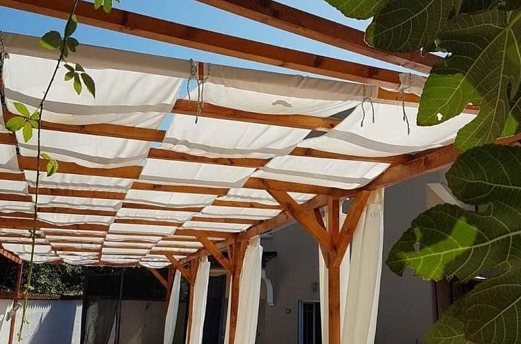 Vakantiehuis Wunderschönes Ferienhaus in Cere mit Privatem 