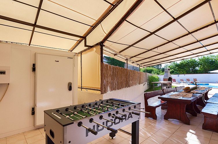 Vakantiehuis Wunderschönes Ferienhaus in Cere mit Privatem 