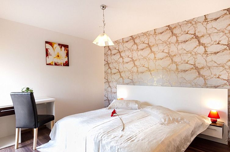 Vakantiehuis Wunderschönes Ferienhaus in Cere mit Privatem 