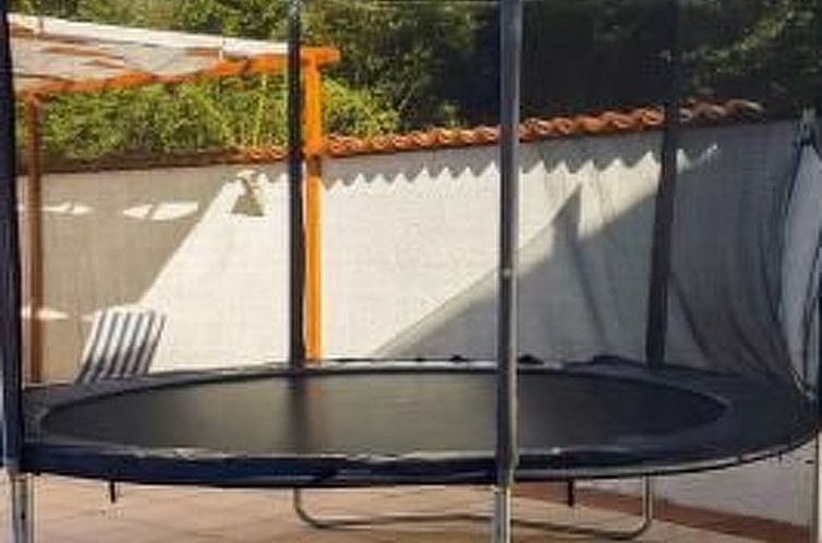 Vakantiehuis Wunderschönes Ferienhaus in Cere mit Privatem 