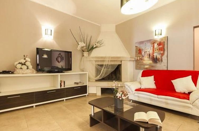 Vakantiehuis Wunderschönes Ferienhaus in Cere mit Privatem 