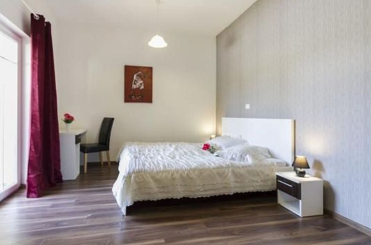 Vakantiehuis Wunderschönes Ferienhaus in Cere mit Privatem 