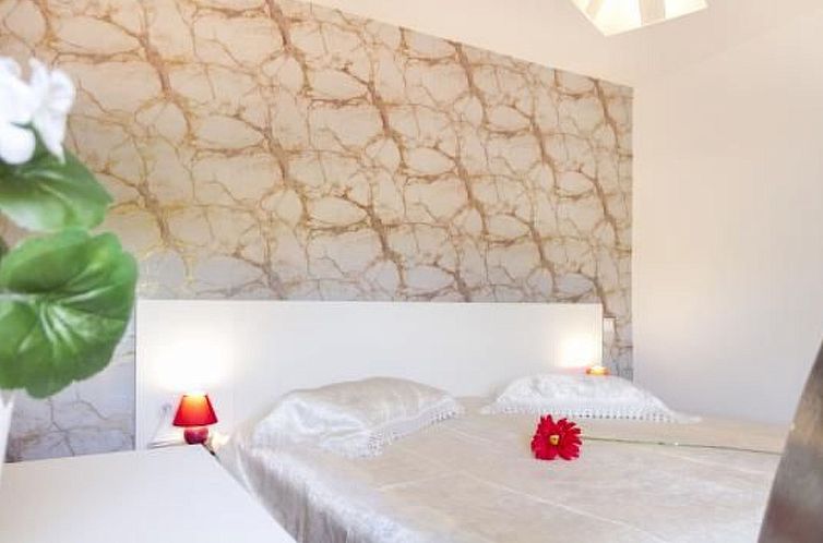 Vakantiehuis Wunderschönes Ferienhaus in Cere mit Privatem 