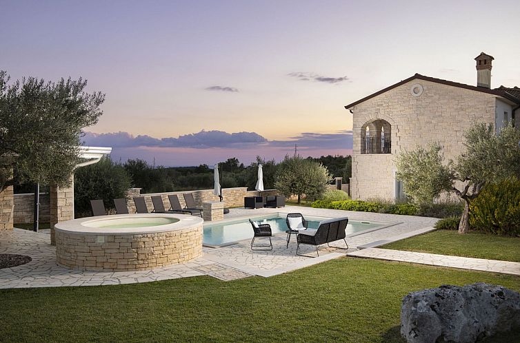 Vakantiehuis Villa Piccolo Paradiso mit beheiztem Pool