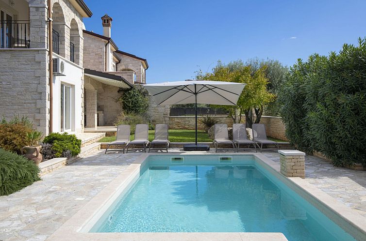 Vakantiehuis Villa Mason mit beheiztem Pool und Mini-Wellnes