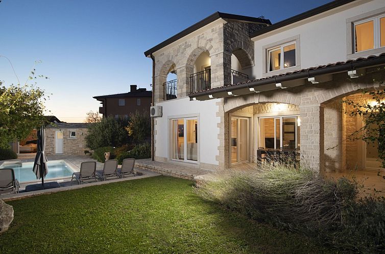 Vakantiehuis Villa Mason mit beheiztem Pool und Mini-Wellnes