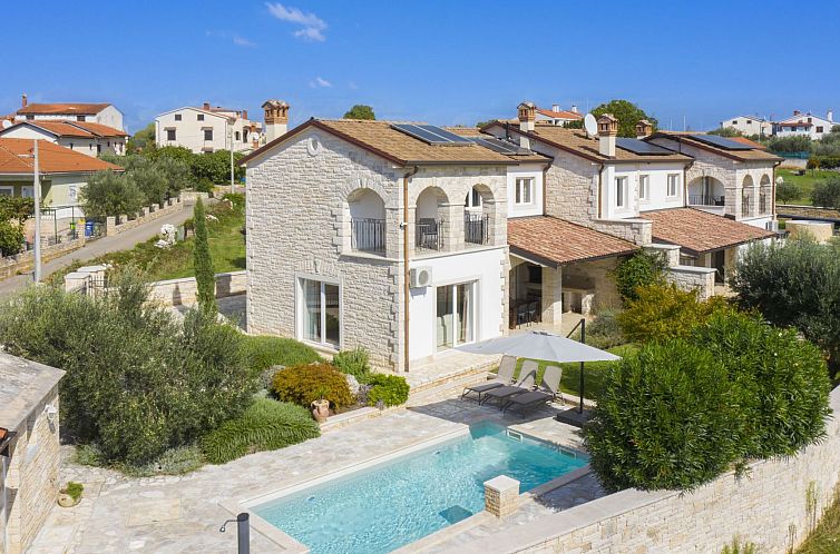Vakantiehuis Villa Mason mit beheiztem Pool und Mini-Wellnes