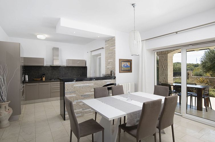 Vakantiehuis Villa Mason mit beheiztem Pool und Mini-Wellnes