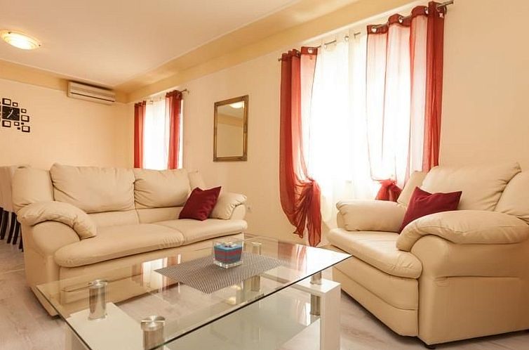 Vakantiehuis in Rovinj mit Großer Terrasse