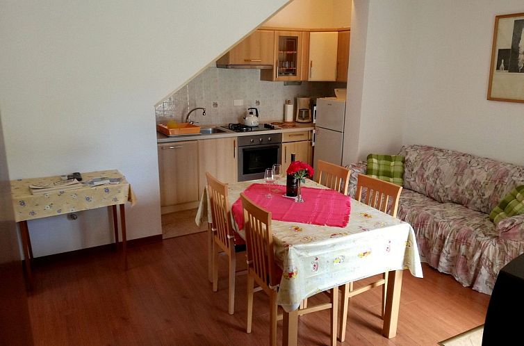 Appartement "Gemütlicher Garten" mit Terrasse