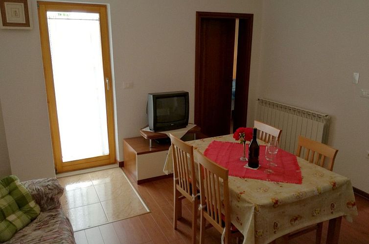 Appartement "Gemütlicher Garten" mit Terrasse