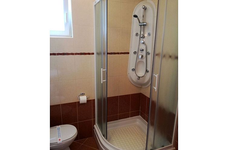 Appartement "Gemütlicher Garten" mit Terrasse