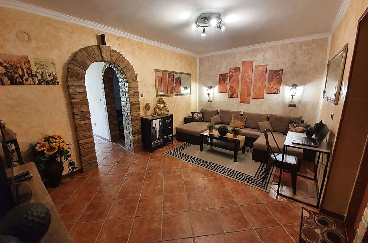 Appartement Wohnung 'Ivaana' mit Privatparkplatz