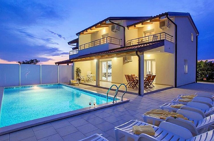 Unterkunft 1010205 - Ferienhaus Istrien - Vakantiehuis mit Garten, Grill und Terrasse