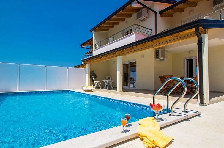 Vakantiehuis mit Garten, Grill und Terrasse