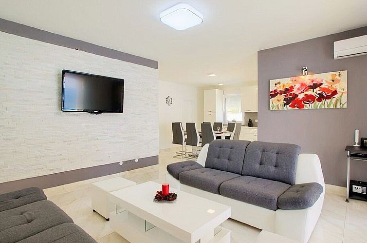 Vakantiehuis mit Garten, Grill und Terrasse