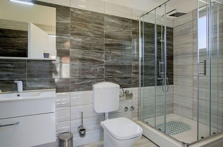 Vakantiehuis mit Garten, Grill und Terrasse