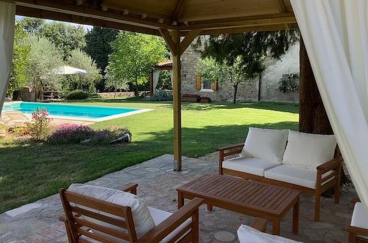 Vakantiehuis mit privatem Pool