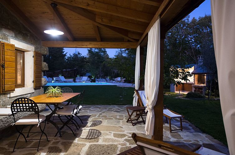 Vakantiehuis mit privatem Pool