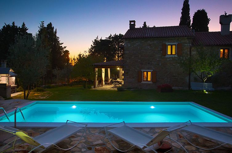 Vakantiehuis mit privatem Pool