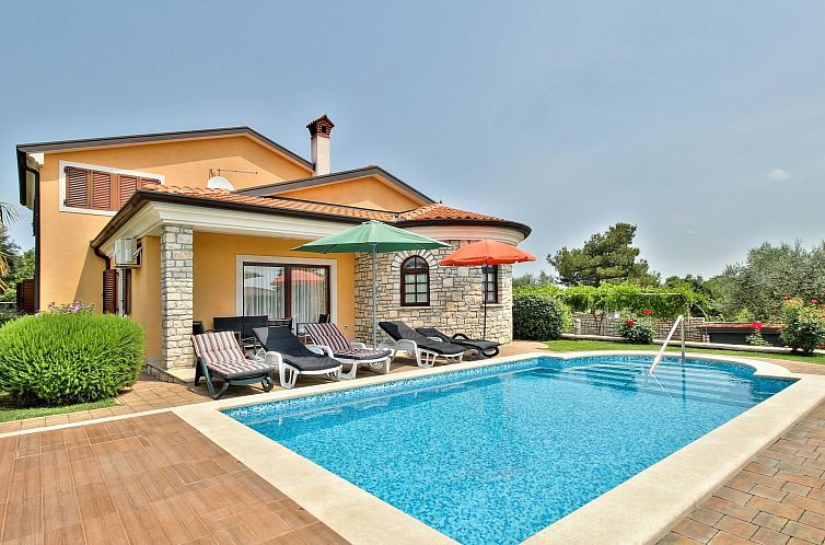 Unterkunft 1010221 - Ferienhaus Istrien - Vakantiehuis Schöne Ferienvilla Morena mit Pool