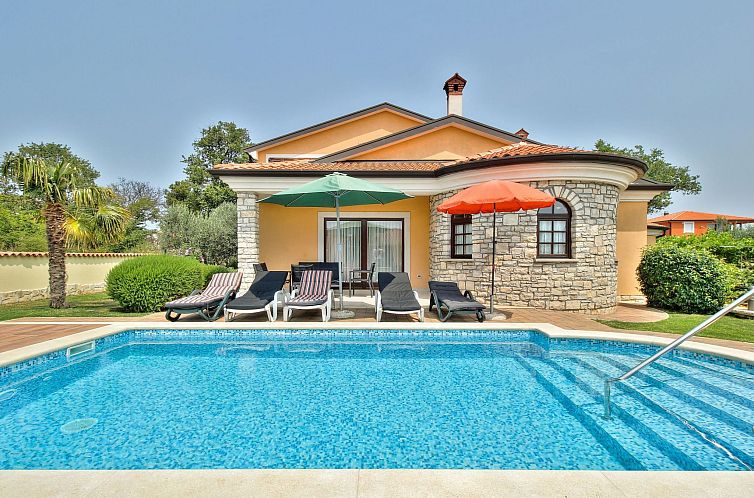 Vakantiehuis Schöne Ferienvilla Morena mit Pool