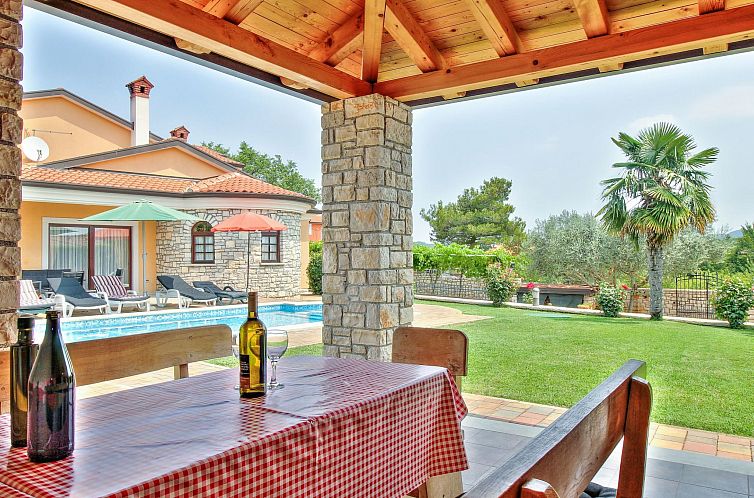 Vakantiehuis Schöne Ferienvilla Morena mit Pool