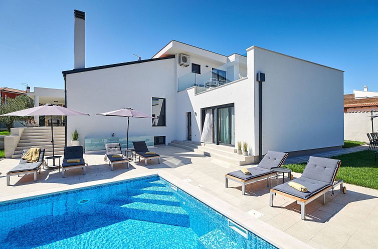 Vakantiehuis Villa Dolcea - Elegant und stilvoll mit Pool