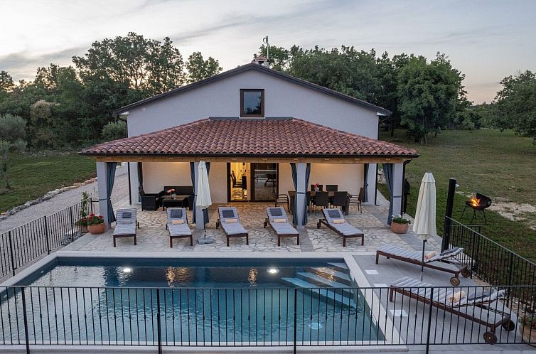 Vakantiehuis "Villa Bibali" mit privatem Pool