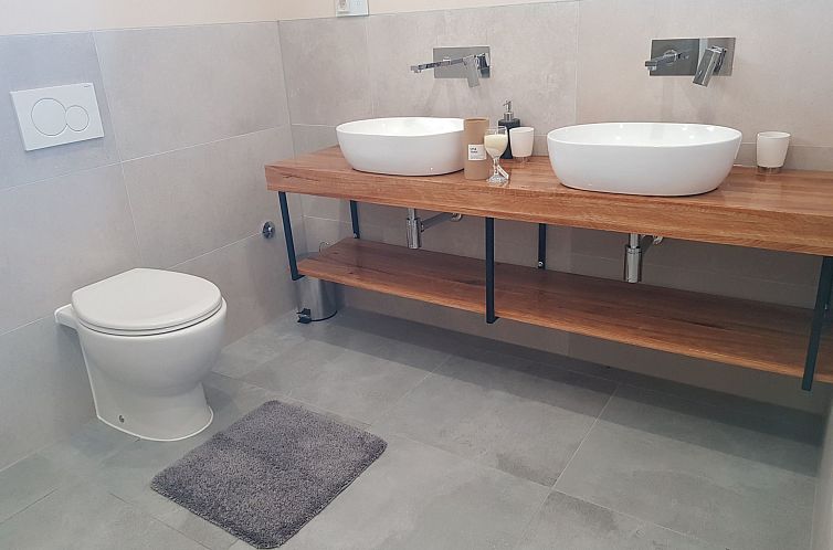 Vakantiehuis mit privatem Pool in Ruhiger lage.