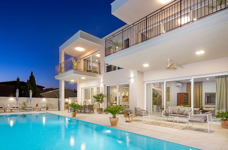 Vakantiehuis Ferienvilla "Monte Bibali" mit Infinity-Pool