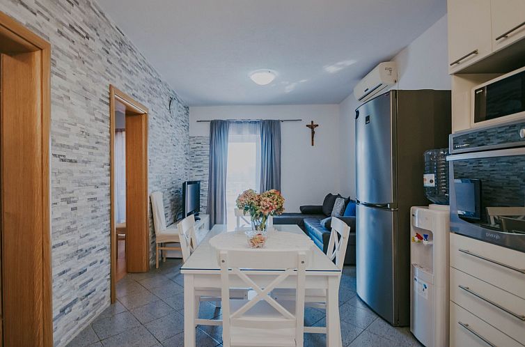 Vakantiehuis Zweistöckiges Ferienhaus Villa Dany