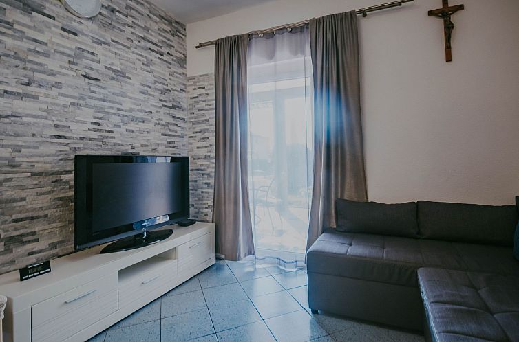 Vakantiehuis Zweistöckiges Ferienhaus Villa Dany