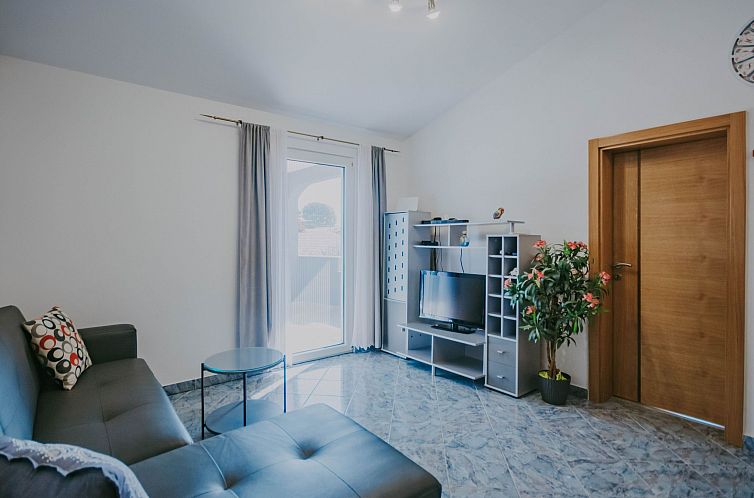 Vakantiehuis Zweistöckiges Ferienhaus Villa Dany