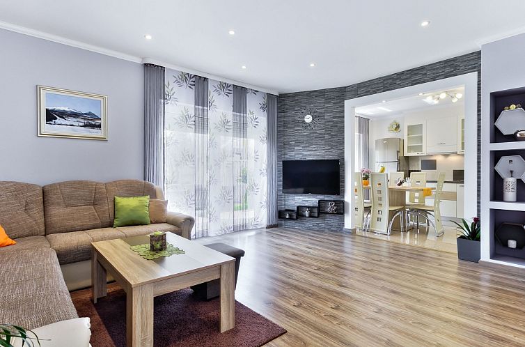 Vakantiehuis Schönes Ferienhaus mit Swimmingpool