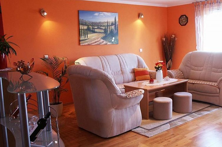 Appartement mit Panoramablick in ruhiger Lage