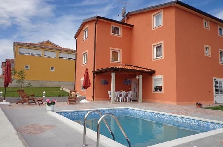 Appartement mit Panoramablick in ruhiger Lage