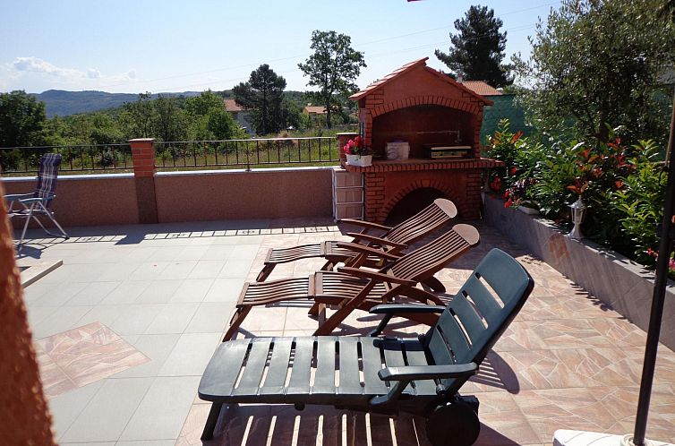 Appartement mit Panoramablick in ruhiger Lage