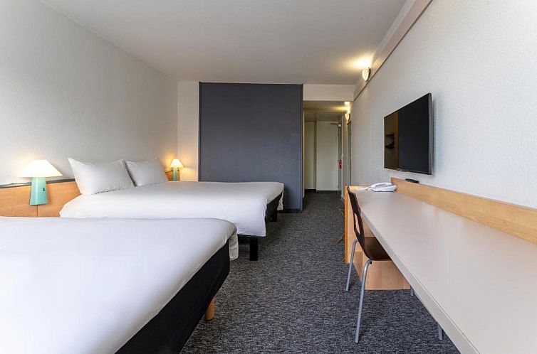 ibis Paris Pantin Eglise