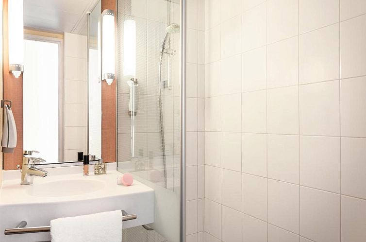 ibis Paris Pantin Eglise