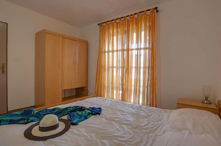 Appartement Appartement in Pula mit Terrasse, Garten und Gri