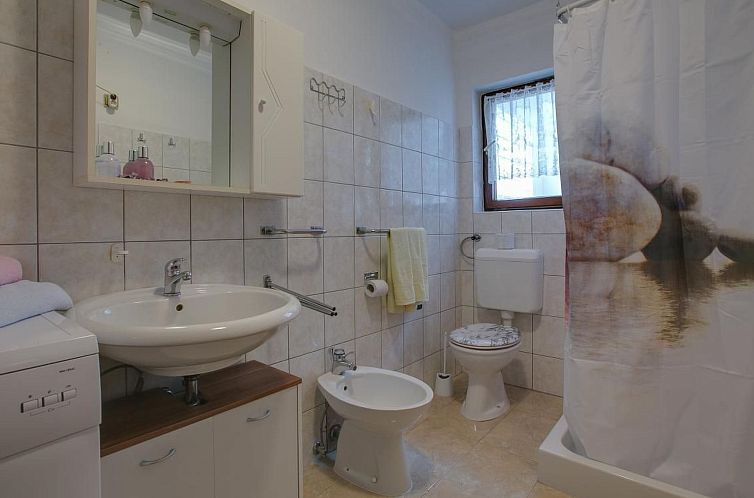 Appartement Appartement in Pula mit Terrasse, Garten und Gri