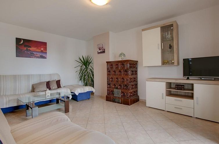 Appartement Appartement in Pula mit Terrasse, Garten und Gri