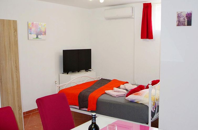 Appartement Studio-Wohnung "Tara"