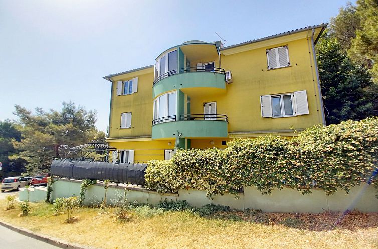 Appartement Wohnung Lungomare, 300m vom Strand entfernt, Pul